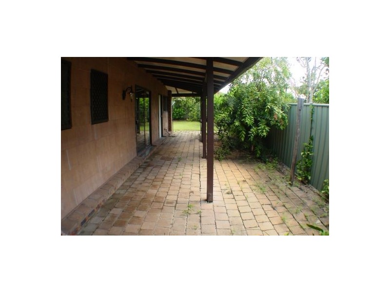 1  Burrel ST, Collingwood Park QLD 4301