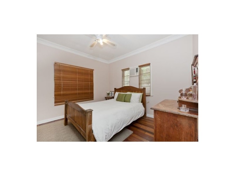 10 Troubridge Street, Mount Gravatt East QLD 4122