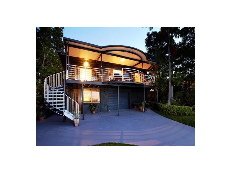 21 Dagmar street, Holland Park West QLD 4121