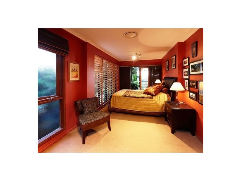 21 Dagmar street, Holland Park West QLD 4121