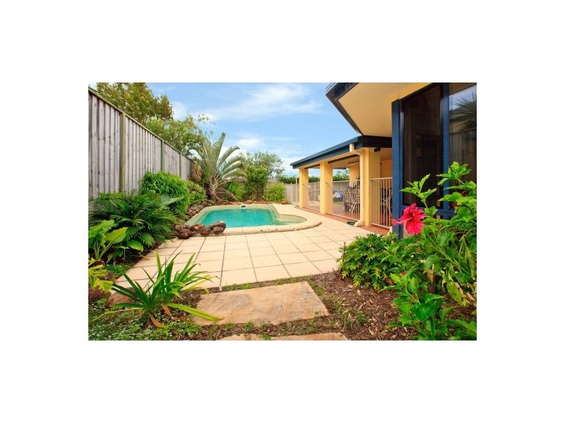 8 Pintail Street, North Lakes QLD 4509