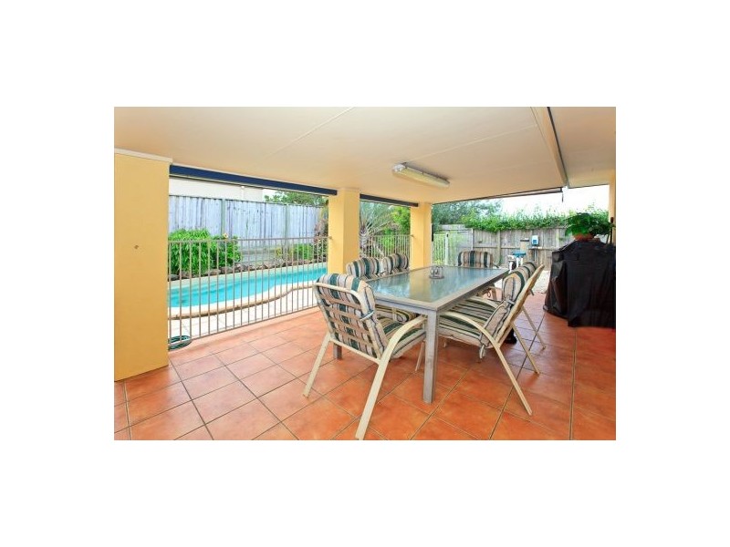 8 Pintail Street, North Lakes QLD 4509