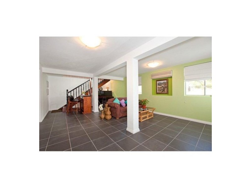 14 Cranston St, Wynnum West QLD 4178
