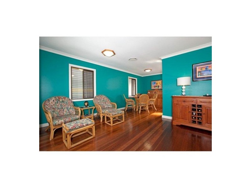 14 Cranston St, Wynnum West QLD 4178