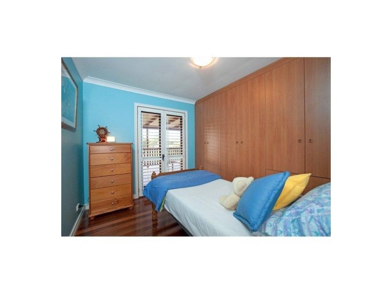 14 Cranston St, Wynnum West QLD 4178