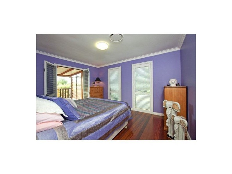 14 Cranston St, Wynnum West QLD 4178