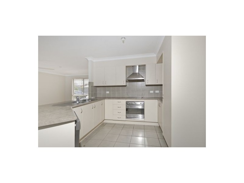 11 Collins street, Collingwood Park QLD 4301