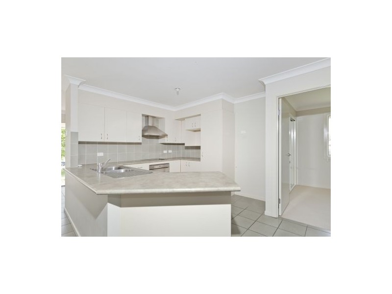 11 Collins street, Collingwood Park QLD 4301