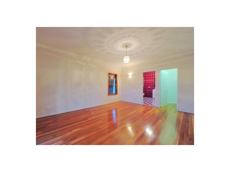 103 Stephen, Camp Hill QLD 4152