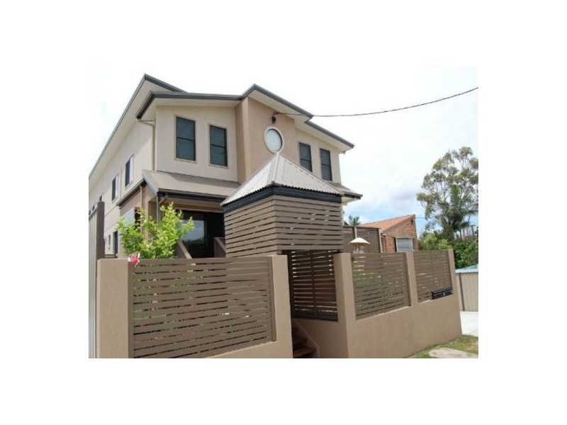 22 mayfield, Moorooka QLD 4105