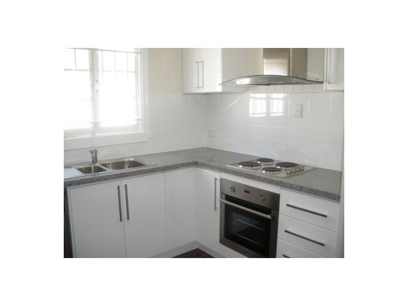 65 fegen, Moorooka QLD 4105