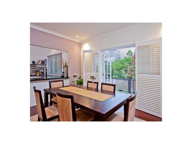 19 Meridian Street, Coorparoo QLD 4151