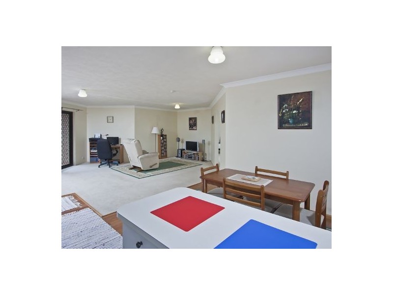 4 / 32  Gainsborough St, Moorooka QLD 4105