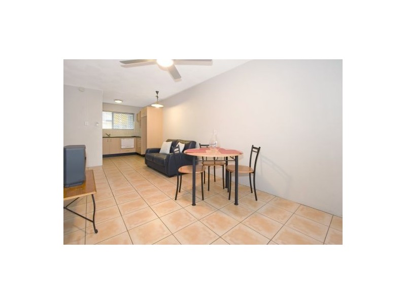 3/81  Kitchener Street, Coorparoo QLD 4151