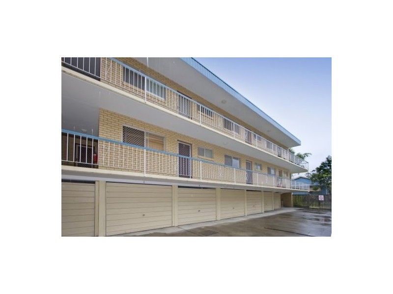 3/81  Kitchener Street, Coorparoo QLD 4151