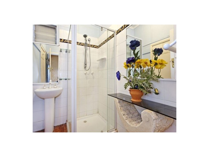 1 Galsworthy St, Holland Park West QLD 4121