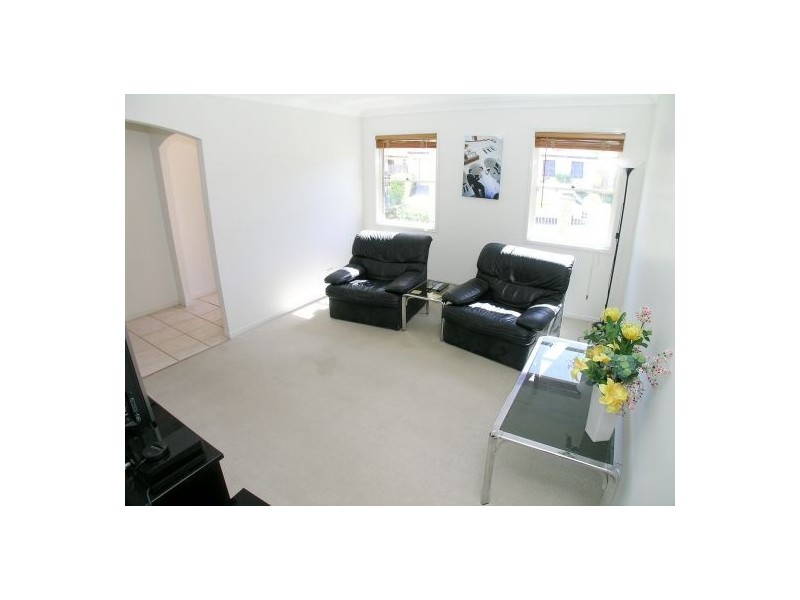 28 Estate Place, Holland Park West QLD 4121