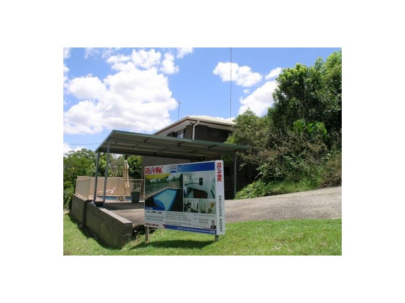 24 Cluden Street, Holland Park West QLD 4121