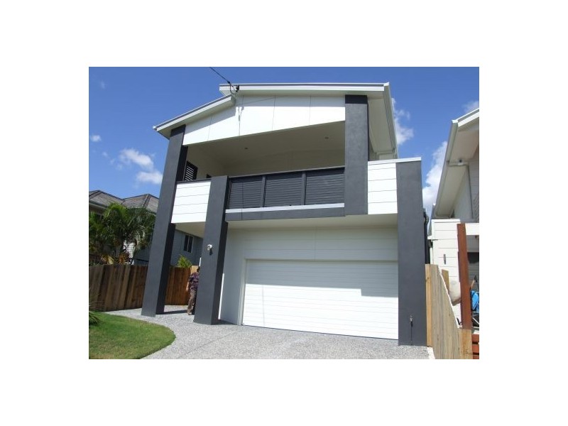 157 Macrossan Ave, Norman Park QLD 4170