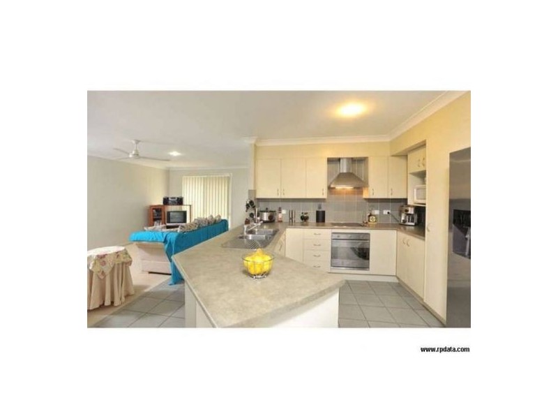 11 Collins Street, Collingwood Park QLD 4301