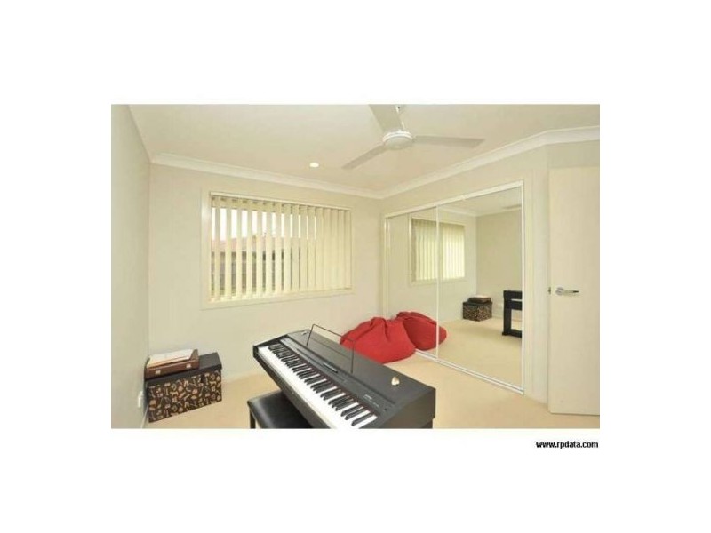 11 Collins Street, Collingwood Park QLD 4301