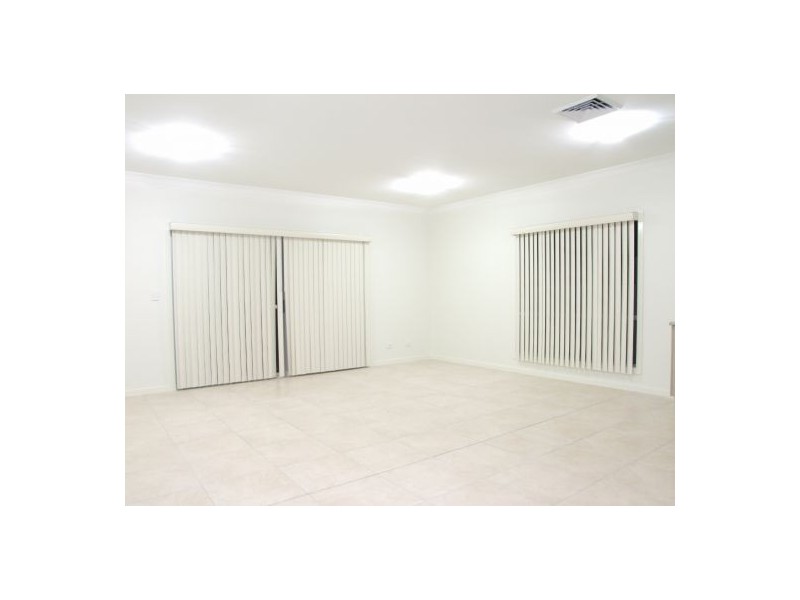 71 Sackville Street, Greenslopes QLD 4120