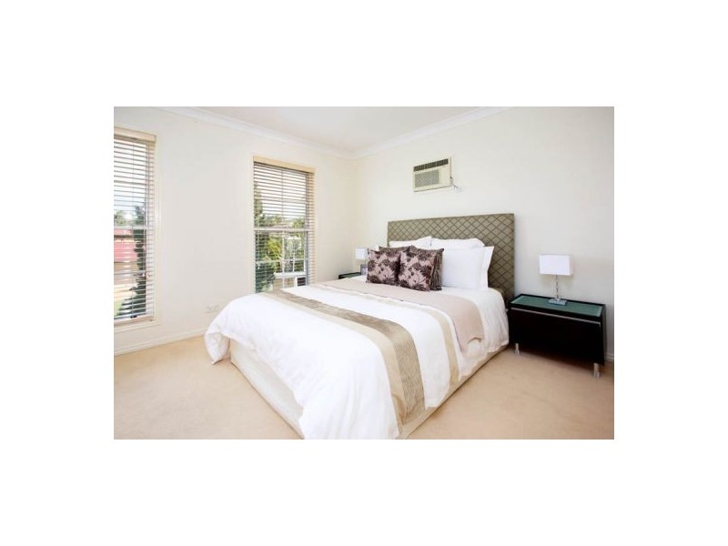 9 Turnberry Pl, Carindale QLD 4152