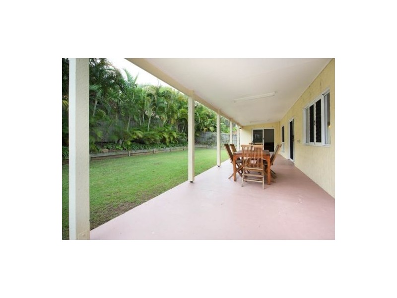 9 Turnberry Pl, Carindale QLD 4152