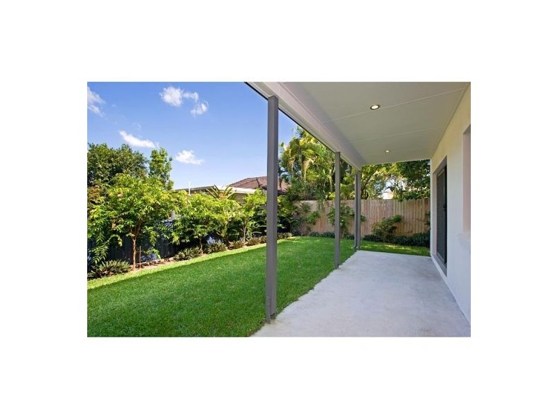 1or2 of 333 Stanley Rd, Carina QLD 4152