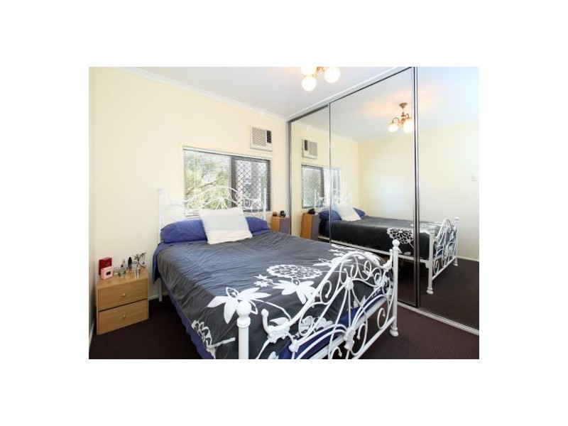 104 Leicester Street, Coorparoo QLD 4151