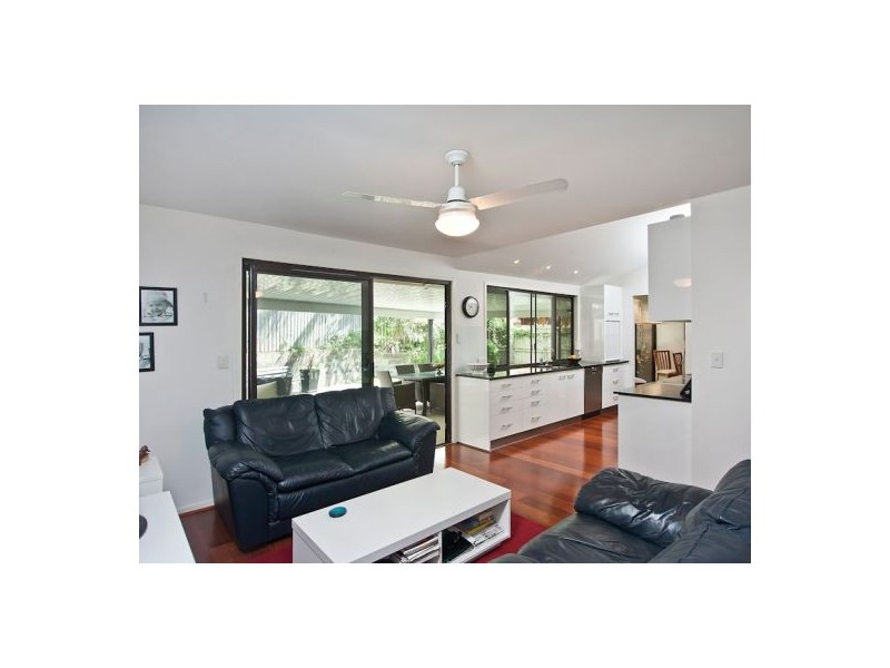 3  Kentia Street, Mount Gravatt East QLD 4122