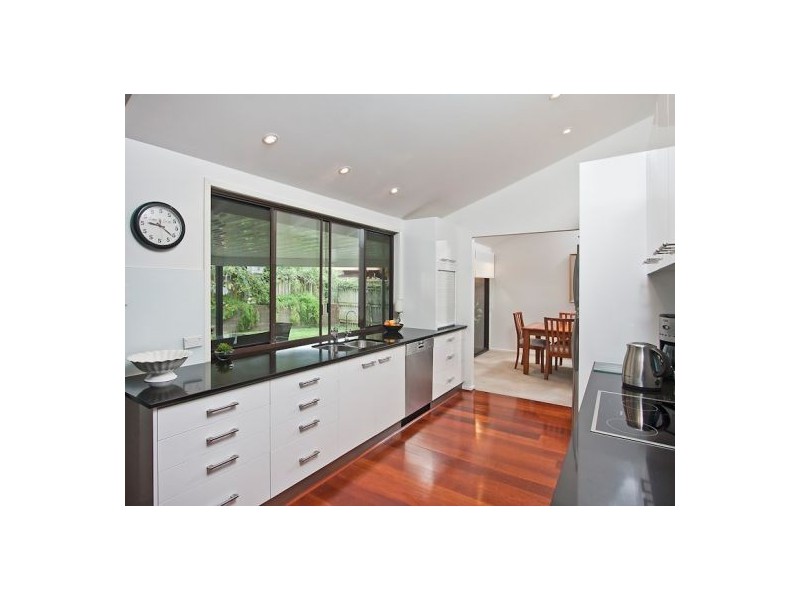 3  Kentia Street, Mount Gravatt East QLD 4122