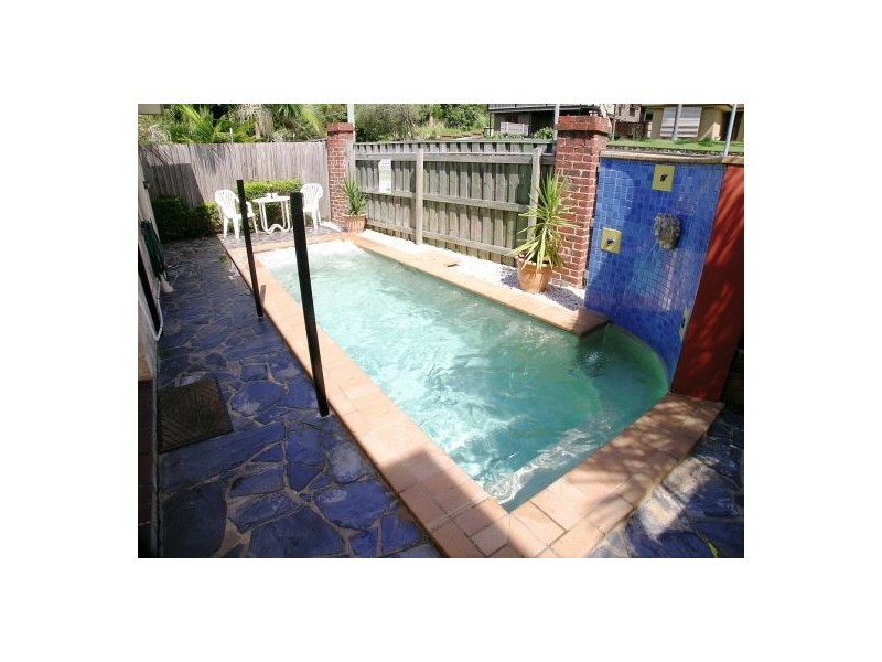 28 Estate Place, Holland Park West QLD 4121