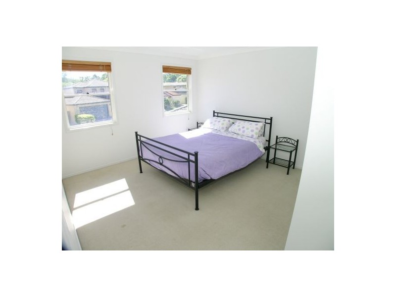 28 Estate Place, Holland Park West QLD 4121