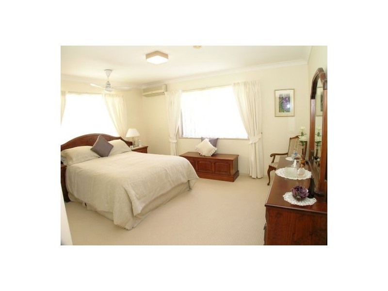 8 Hagen Street, Upper Mount Gravatt QLD 4122