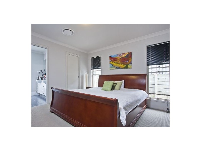 15  Lilly  Cr, Kallangur QLD 4503