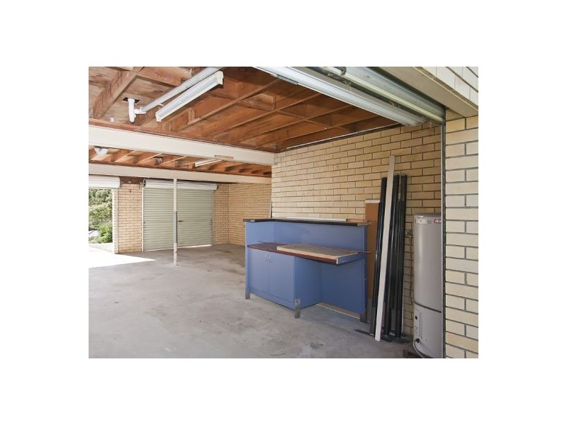 5 Craigmoor St, Holland Park QLD 4121