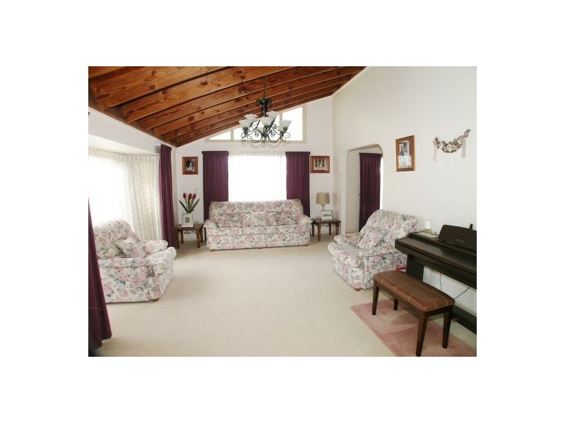 19 Allamanda Place, Mount Gravatt East QLD 4122