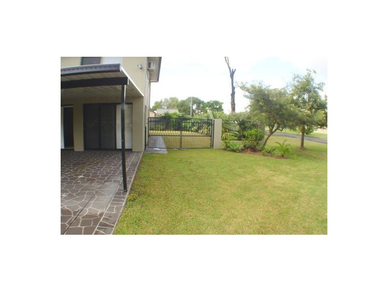 1 . Ostend CT, Cleveland QLD 4163
