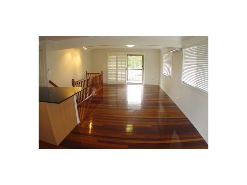 1 . Ostend CT, Cleveland QLD 4163