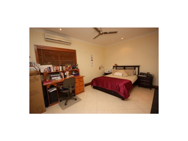 86 Bundah Street, Camp Hill QLD 4152