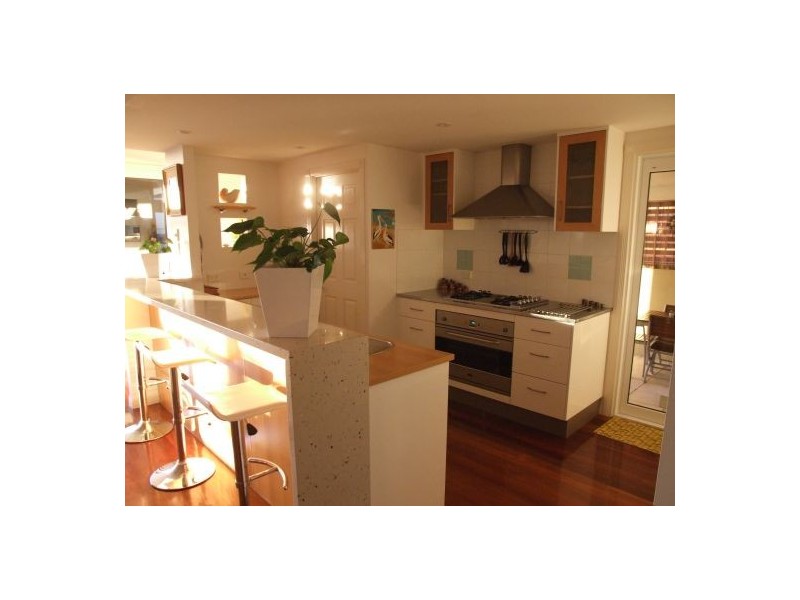 37 dagmar, Holland Park QLD 4121