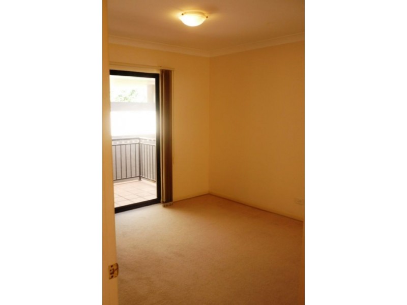 8/192 Juliette Street, Greenslopes QLD 4120