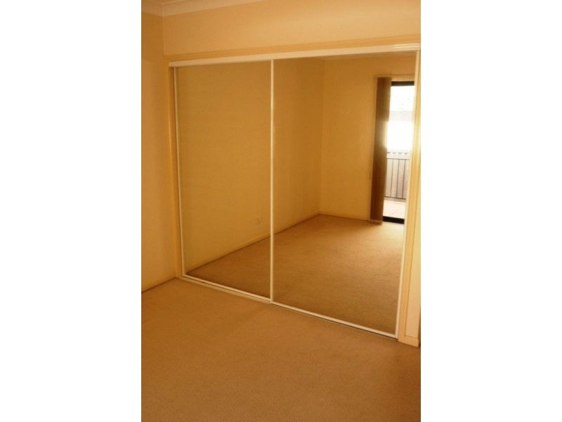 8/192 Juliette Street, Greenslopes QLD 4120