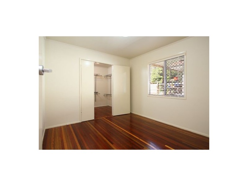 72 Andrew Avenue, Tarragindi QLD 4121