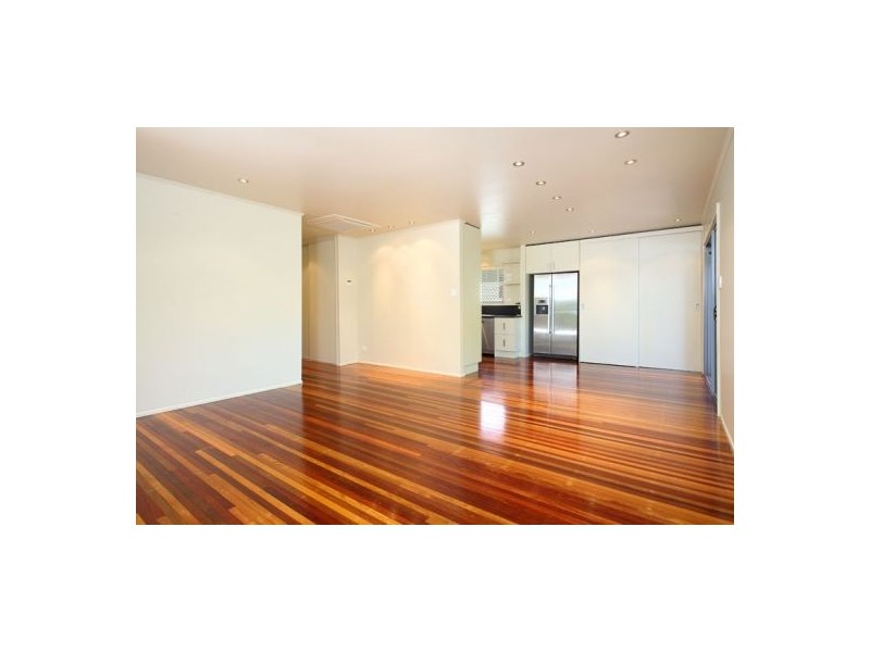 72 Andrew Avenue, Tarragindi QLD 4121