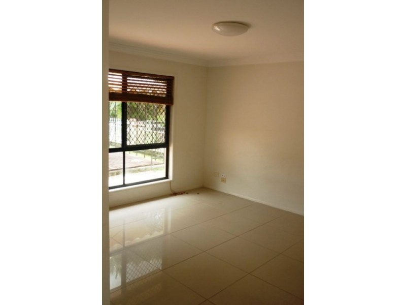 1/80 Plimsol Street, Greenslopes QLD 4120