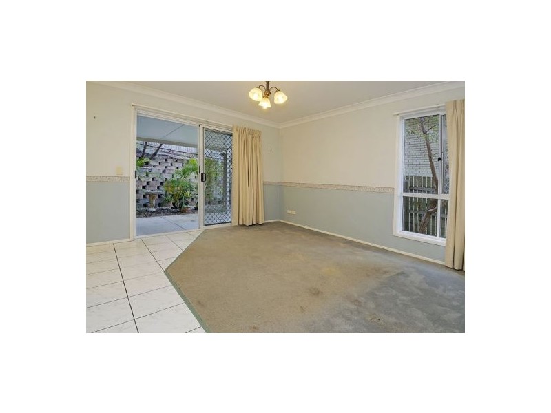 2 / 39  Blantyre Rd, Mount Gravatt East QLD 4122