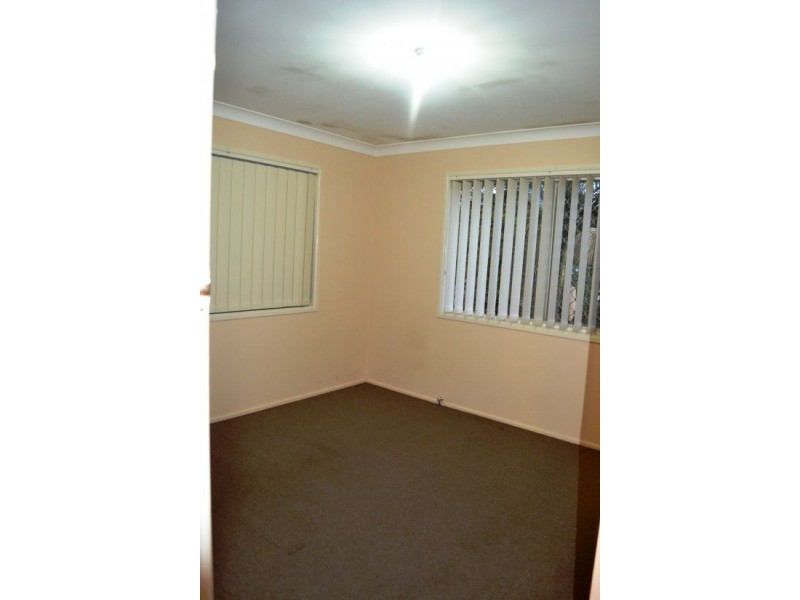 19 Ash Avenue, Woodridge QLD 4114