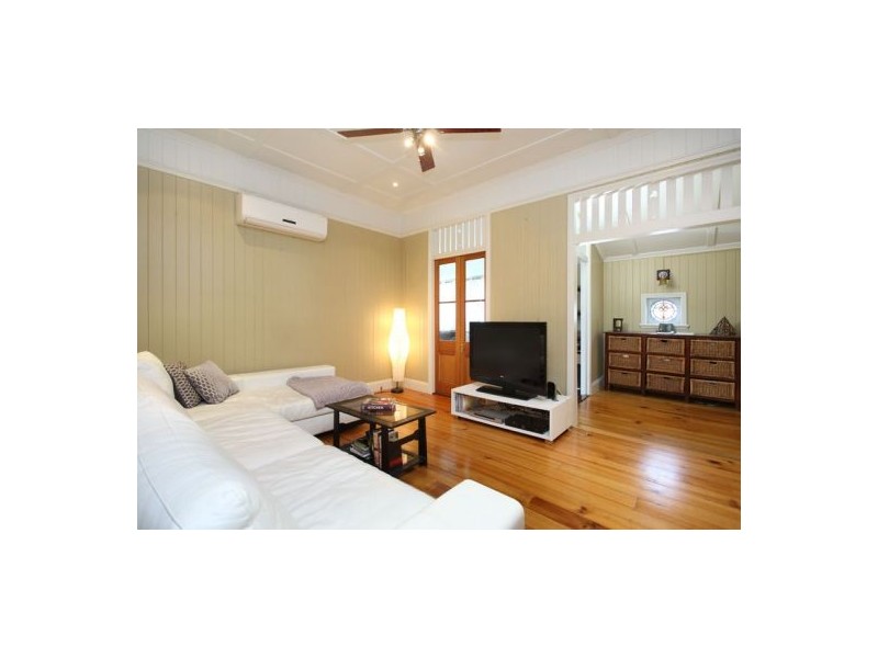 29 Primmer Street, Coorparoo QLD 4151